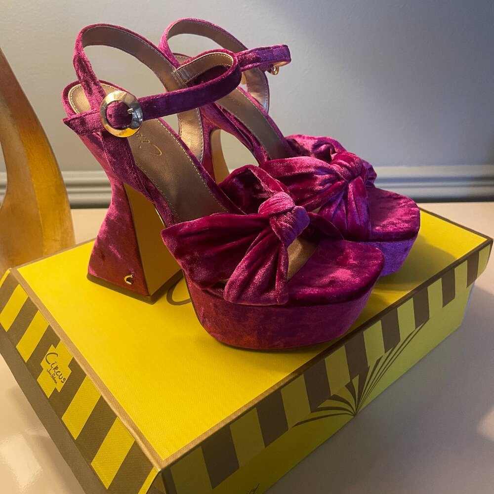 Circus by Sam Edelaman Audrea Pumps In Magenta Velvet Size 7 - Picture 2 of 8